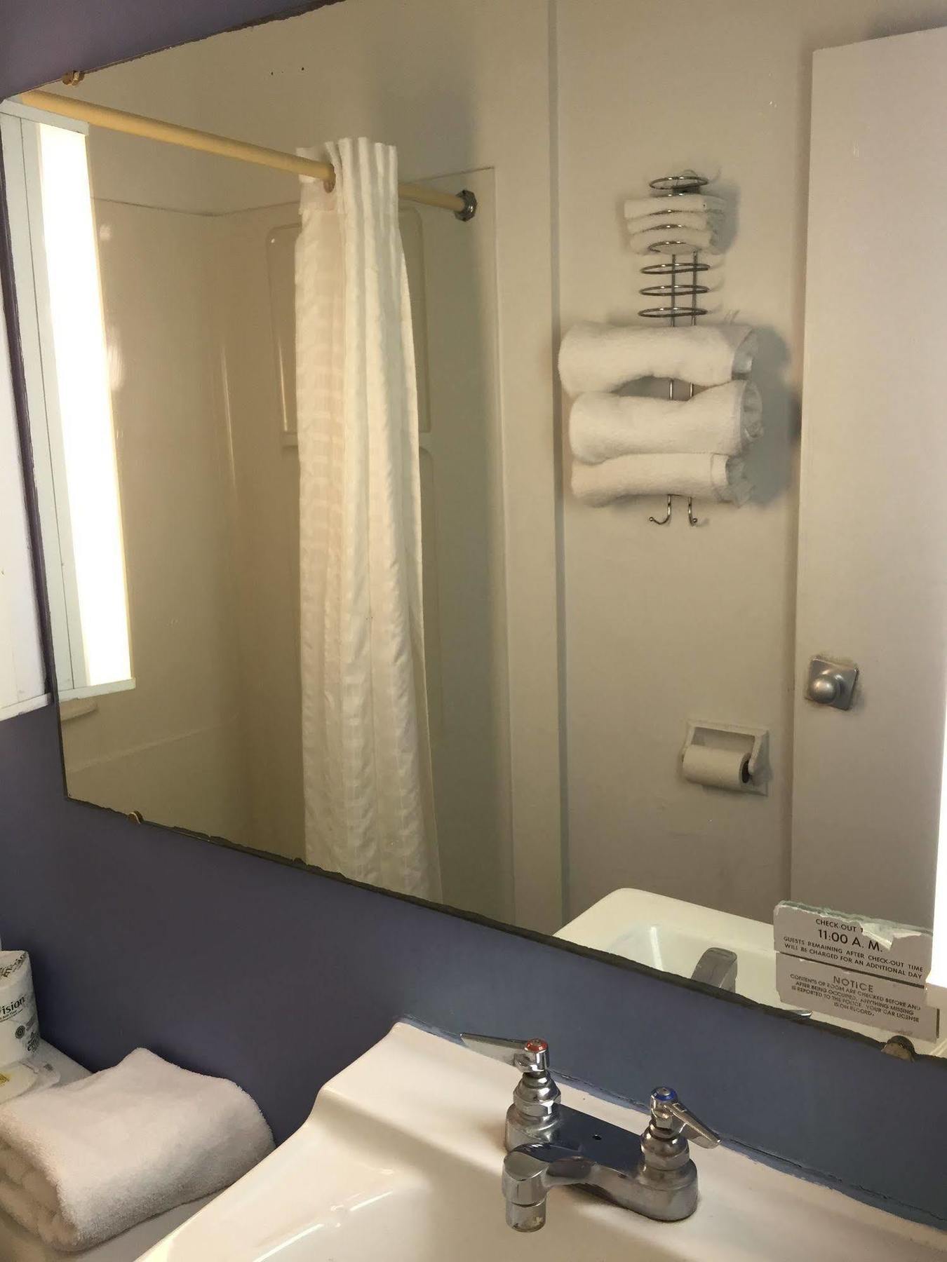 Executive Inn チリコシー エクステリア 写真